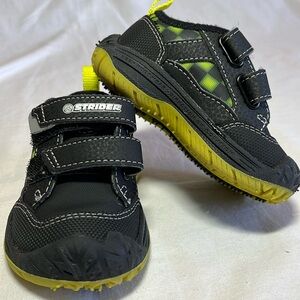NWOT Keen Speed Hound runners toddler size 4